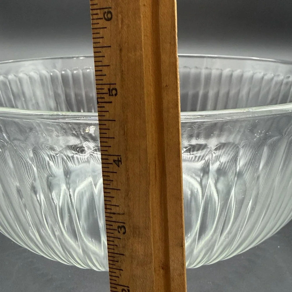 Pyrex Clear Ribbed Glass Mixing Bowl - Size 4.5QT / 4.5L, 7404-S, Made In USA